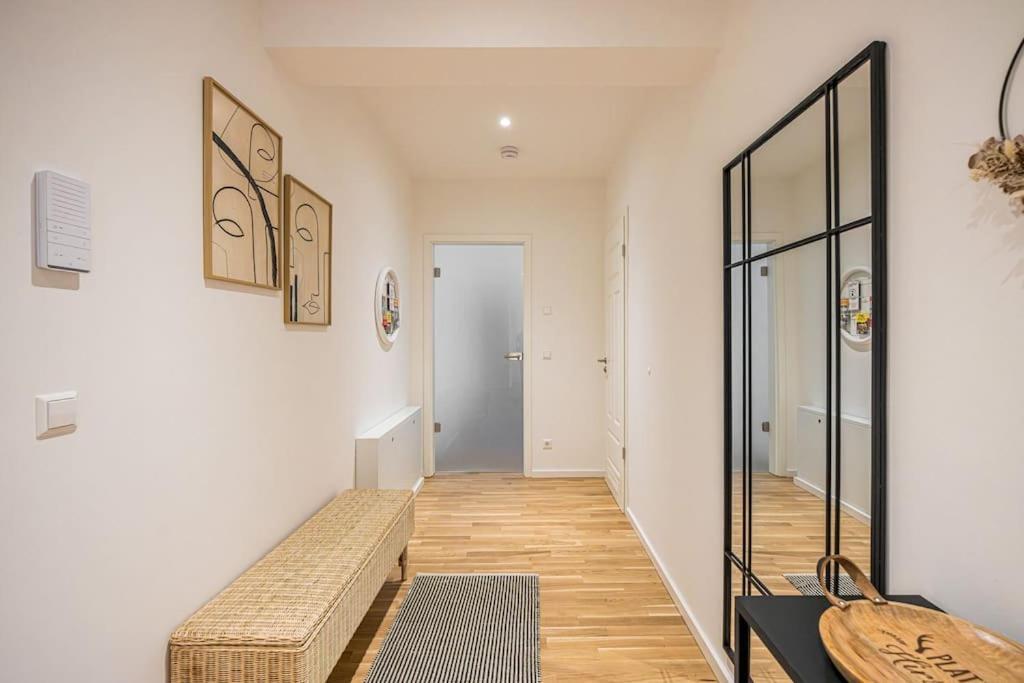Stylisches Zentrales City-Apartment Mit 2 Balkonen Leipzig Exterior foto