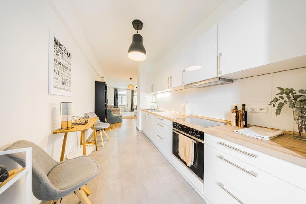 Stylisches Zentrales City-Apartment Mit 2 Balkonen Leipzig Exterior foto