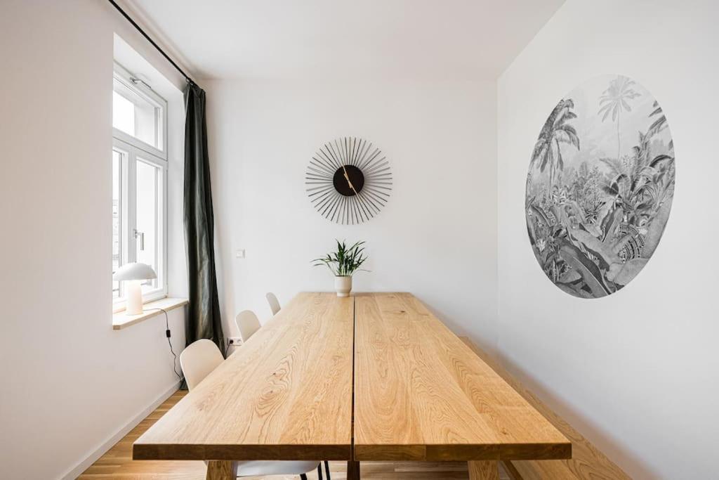 Stylisches Zentrales City-Apartment Mit 2 Balkonen Leipzig Exterior foto