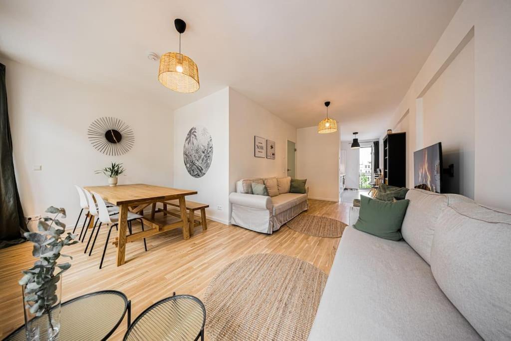 Stylisches Zentrales City-Apartment Mit 2 Balkonen Leipzig Exterior foto
