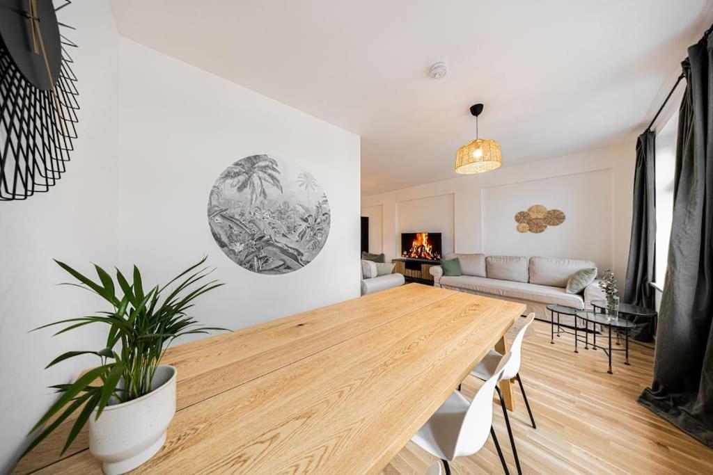 Stylisches Zentrales City-Apartment Mit 2 Balkonen Leipzig Exterior foto
